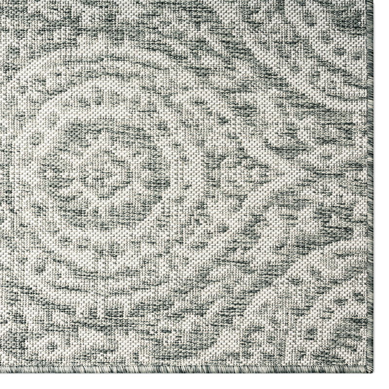 Nicole Miller New York Patio Country Zoe Moroccan Damask Indoor/Outdoor Area Rug, Gray/Ivory, Rectangle 7'9" x 10'2"