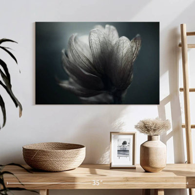 Harnek Luminous Flower