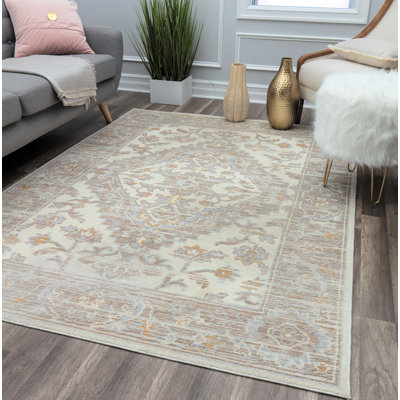 Tapis oriental blanc délavé