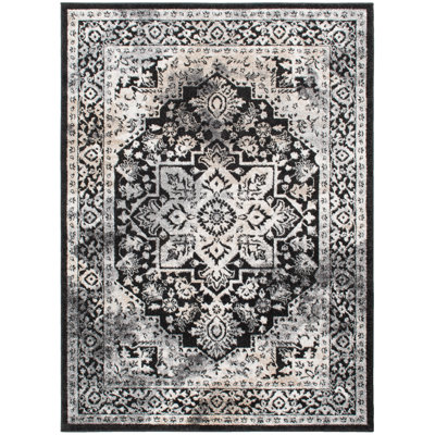 Yannick Oriental Indoor Rug