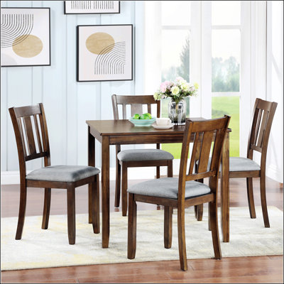 Table carrée en bois