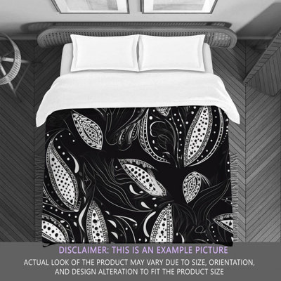 Botanical Black/White Microfiber Comforter