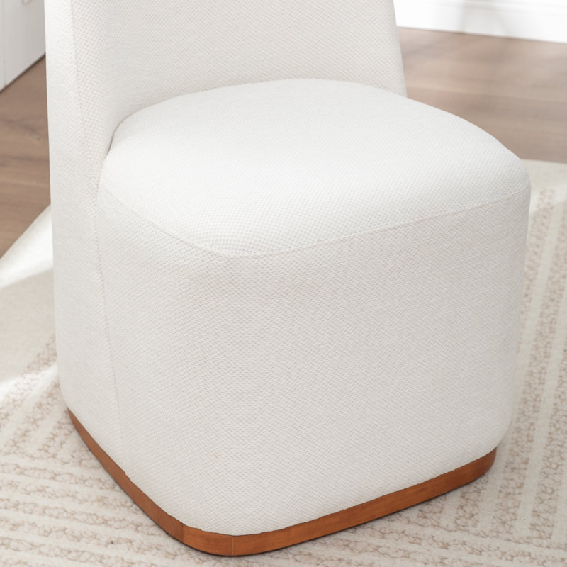 Chaise d'appoint rembourrée 33,5 po Markwart, Blanc