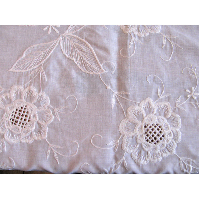 Lin nappe floral Mcmillen, 65 po x 120 po