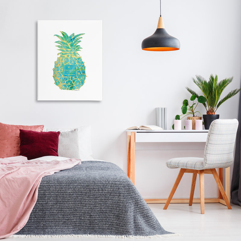 Art mural sur toile Glam & Green Pineapple par Amanda Greenwood, H 40 po x l 30 po