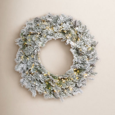 Couronne de pin artificielle Winfield Kiana