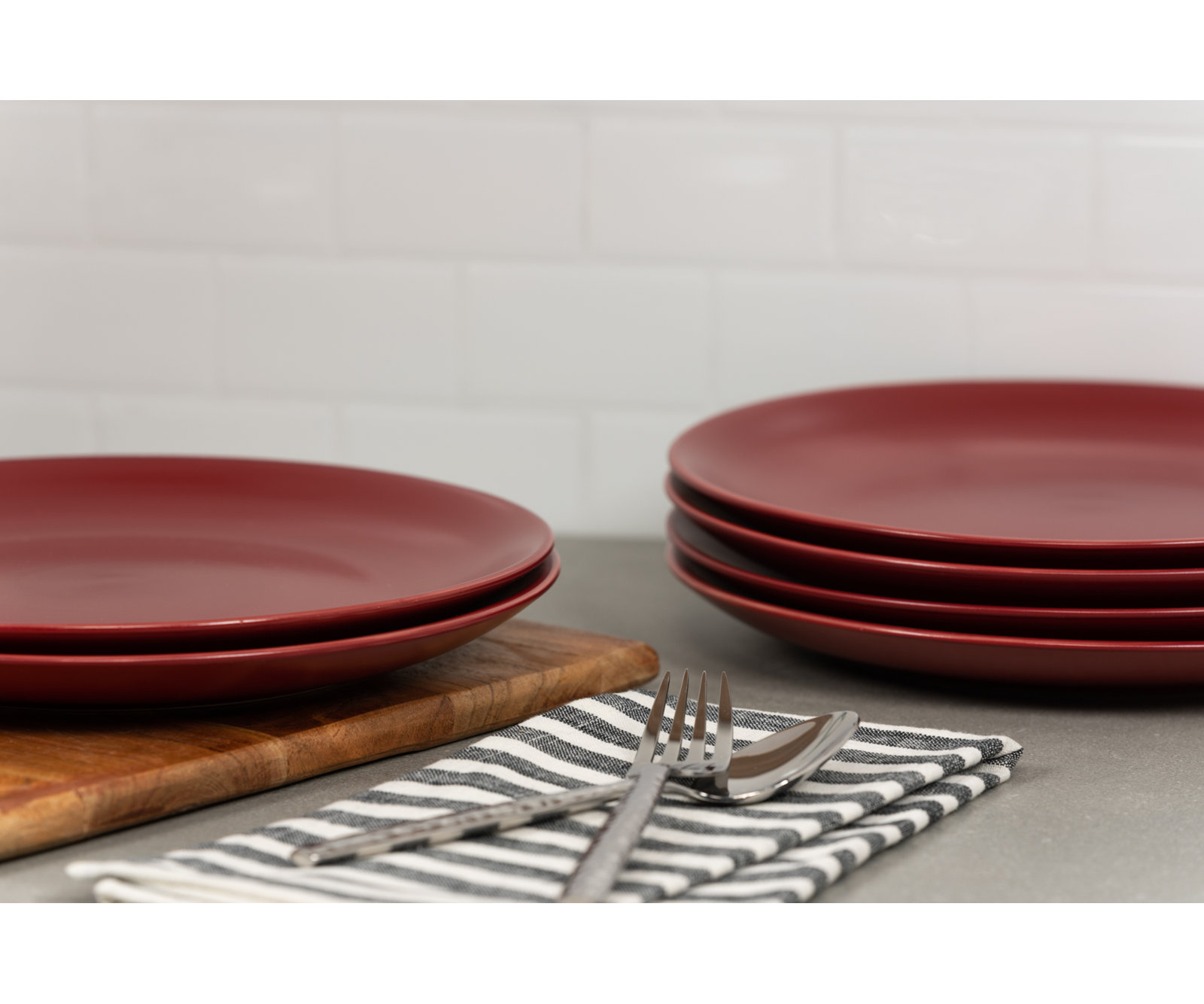 Ten Strawberry Street Wazee Matte 11" Dinner Plate, Red