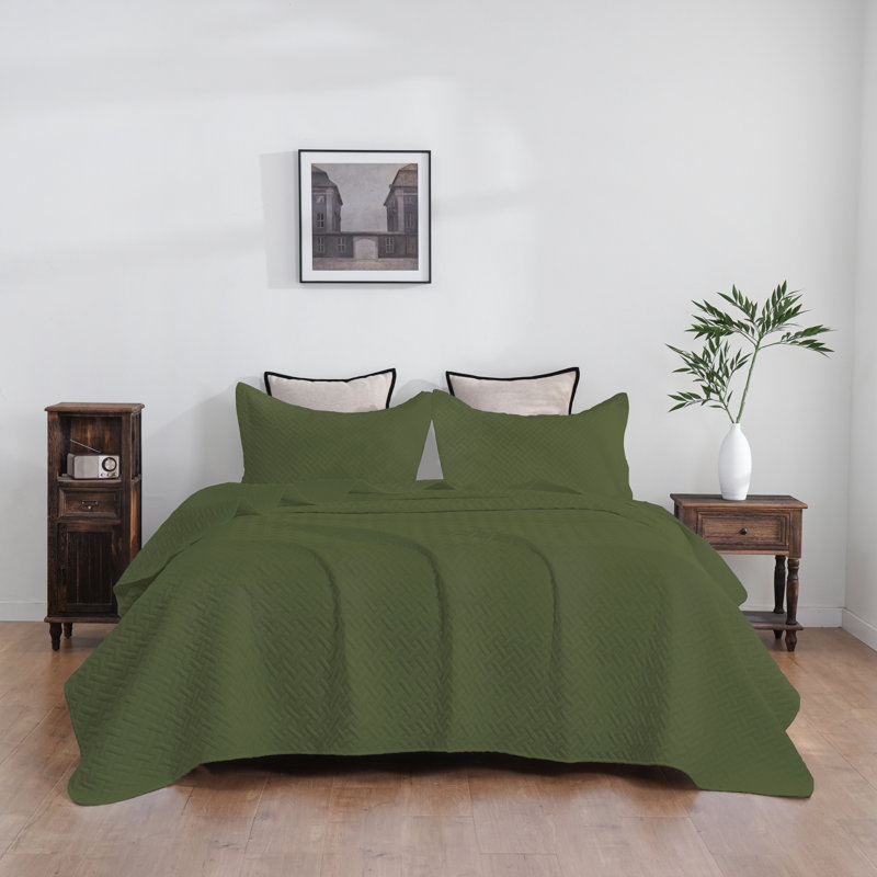 Microfiber Embossed Bedspread Set, Twin Quilt + 1 Standard Sham + 1 Standard Pillowca, Olive Green
