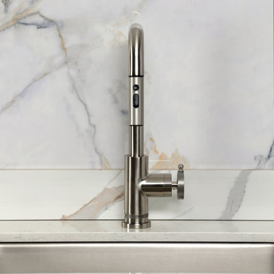 Kingston Brass Wendell Single-Handle Pull-Down Kitchen Faucet