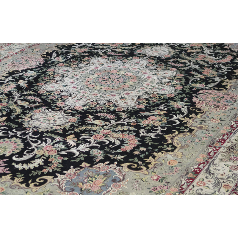 Wool Oriental Area Rug in Black/Light Green/Pink