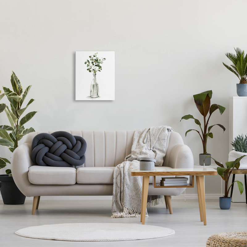Vase en bouteille d'eucalyptus et giclée par Carol Robinson, H 20 po x l 16 po x P 1,5 po, Giclée encadrée blanc bord de mer