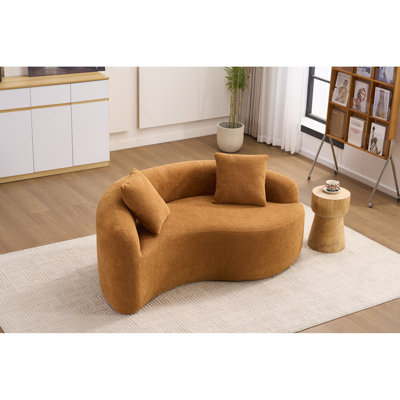 Canapé modulaire à double profondeur en chenille orange S, sans assemblage, convient aux petits espaces de vie, L 66,9 po, 400 lb, siège souple moyen, dossier coussiné, accoudoirs évasés, avec deux coussins décoratifs, mousse haute résilience