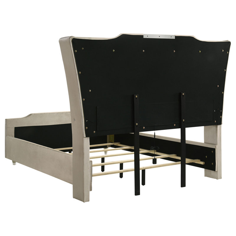 Ensemble de chambre avec grand lit 4 pièces Aikens, Grand