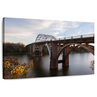 Lilie Edmund Pettus Bridge