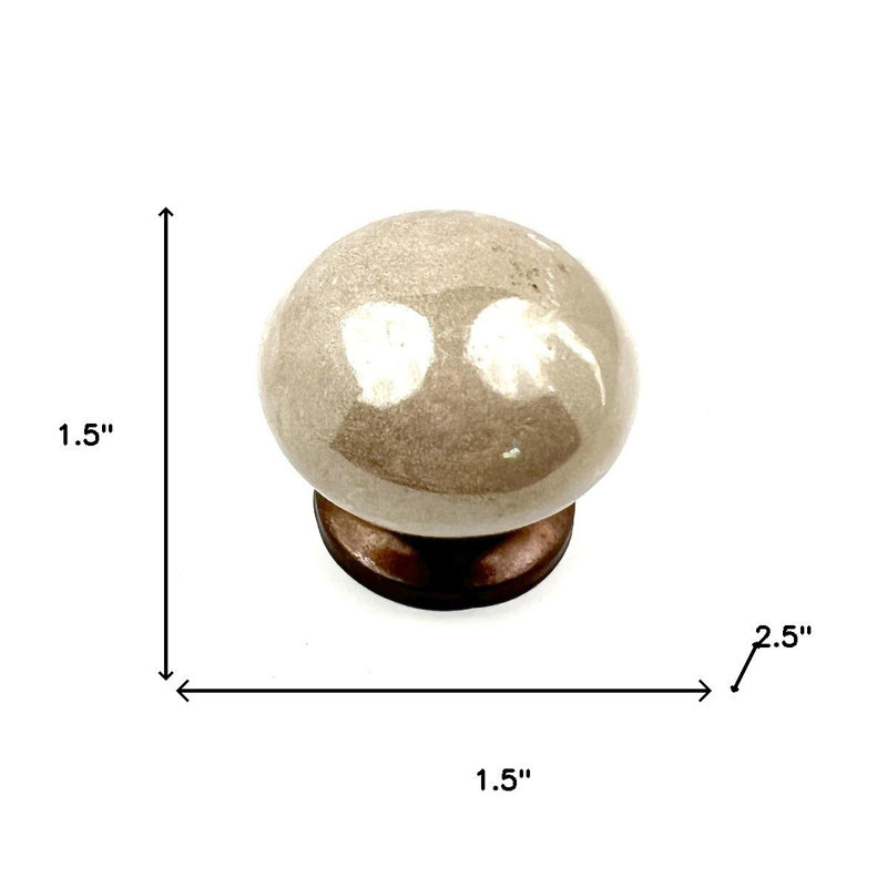 Ensemble de six boutons de tiroir en céramique brun clair en forme de champignon