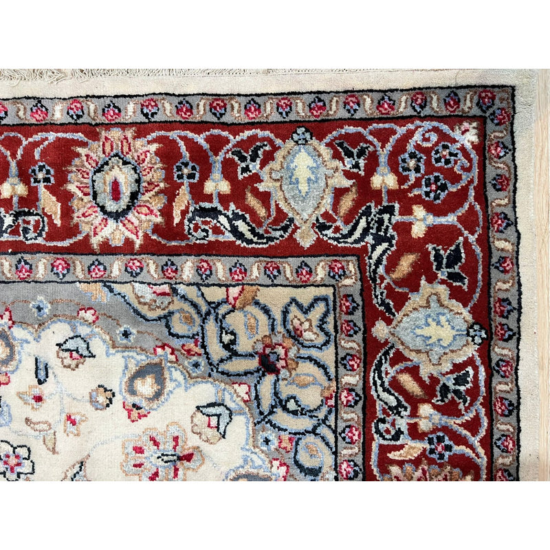 Hand Knotted Wool Floral Area Rug
