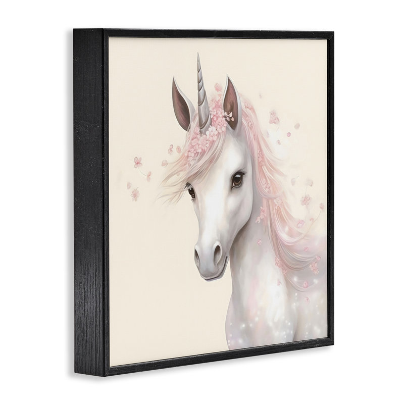 «Fairy Unicorn Soft Petals», estampe numérique, design by Creative Studio, H 17 po x l 17 po, Giclée encadrée noir minuit