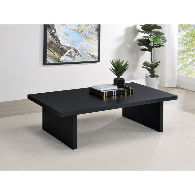 Table basse rectangulaire noire en stratifié