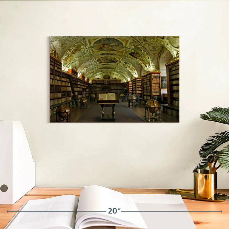 Ancienne bibliothèque à Prague, H 8 po x l 12 po