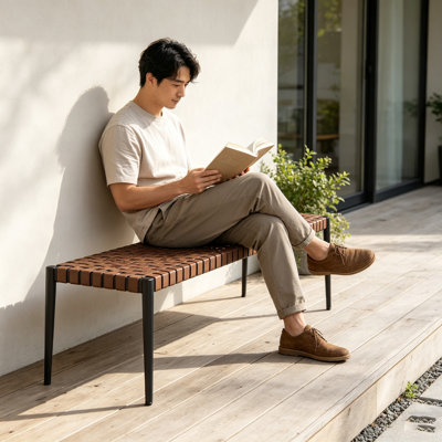 Banc d'extérieur tressé, banc d'entrée avec structure en métal de 110 cm (43,3 pouces), supportant jusqu'à 159 kg (350 lb), revêtement en similicuir tressé, montage démontable, idéal pour terrasse, porche, couloir, usage intérieur et extérieur.