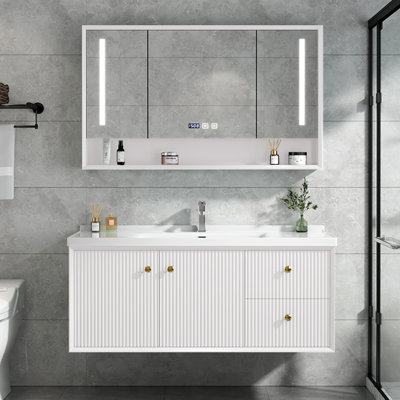 Armoire de salle de bain simple
