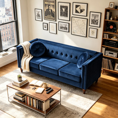Canapé Chesterfield classique de 80,7 po avec dossier capitonné à boutons et accoudoirs carrés, canapé 3 places en velours écrasé avec pieds fuselés en bois - Canapé de luxe bleu foncé pour salon, bureau, salon