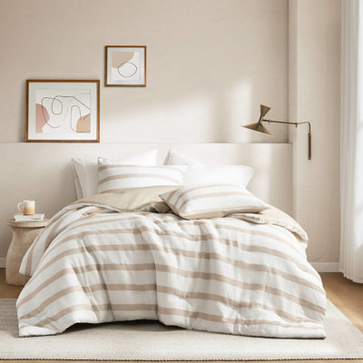 48f-f3cf-12593 Comforter