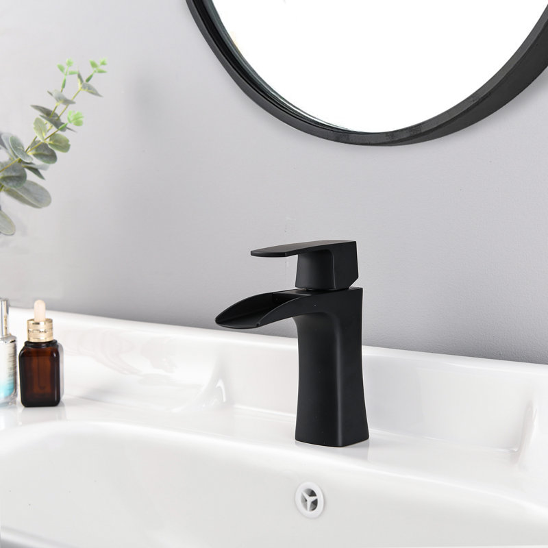 Single-handle Bathroom Faucet with Drain Assembly, Matte Black