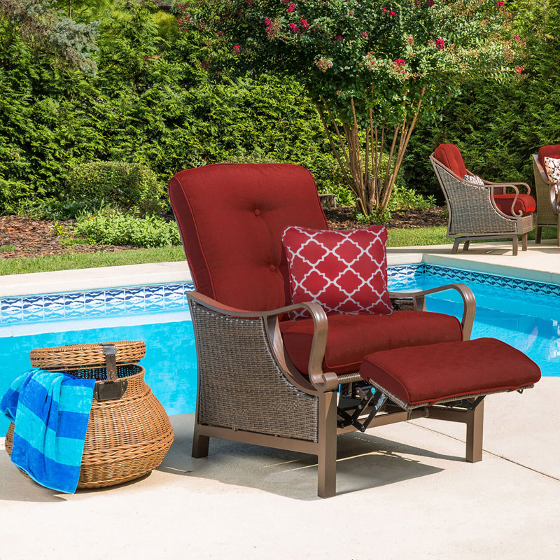 Navy Blue Geometric Lattice Indoor/Outdoor Square Pillow Set