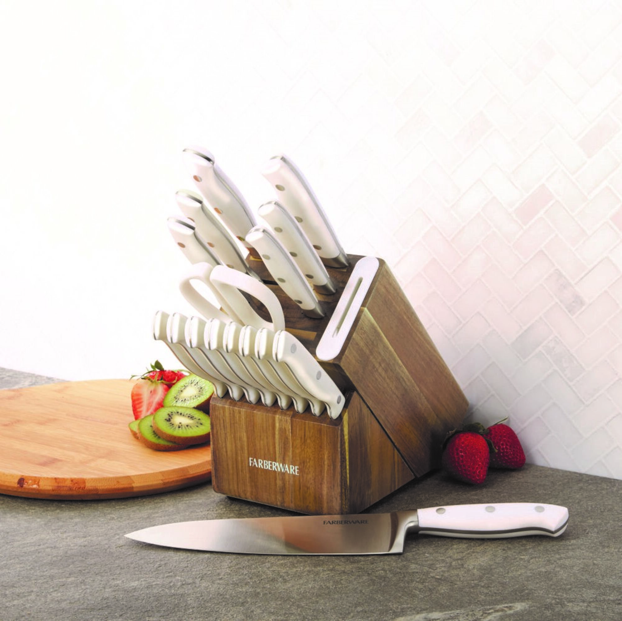 Farberware Edgekeeper 16Piece Stainless Steel Block Set Builtin Knife Sharpener with