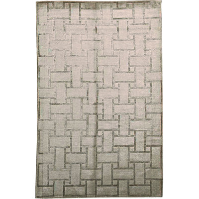 Geometric Area Rug in Light Gray/Brown