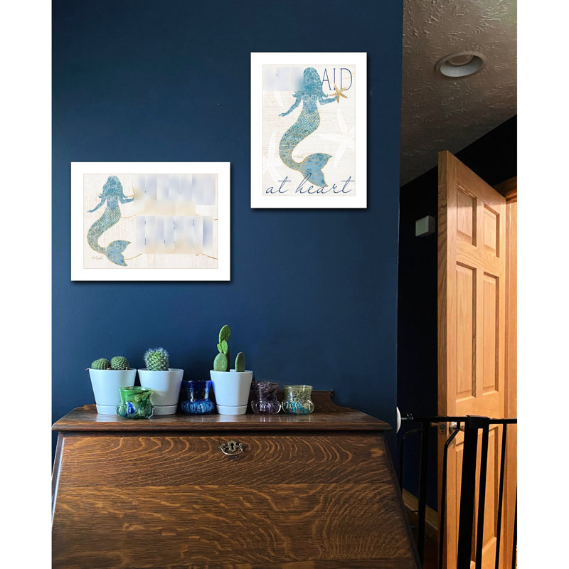 «Two Mermaids» 2, reproduction murale encadrée. Papier prêt à accrocher, papier multicolore, 35 po x 1 po x 19 po, 6 lb, papier peint à cadre blanc pour décoration intérieure, H 35 po x l 1 po x P 19 po