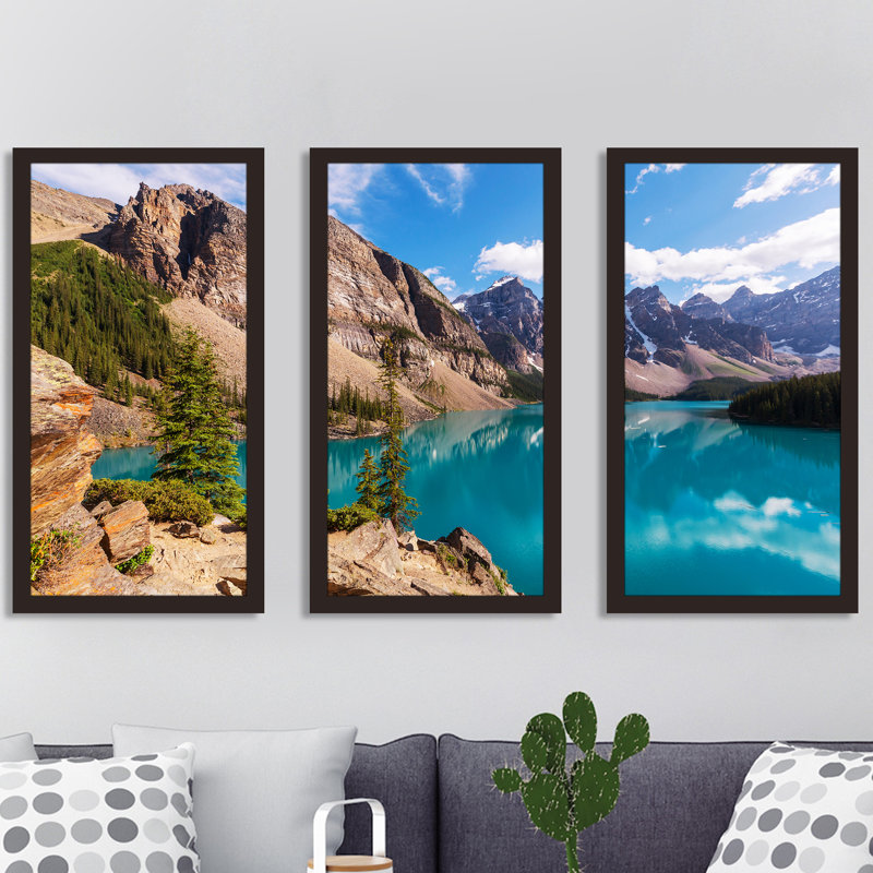 Moraine Lake in Banff National Park - Ensemble de 3 reproductions de photos sur acrylique, H 25,5 po x l 40,5 po x P 1 po