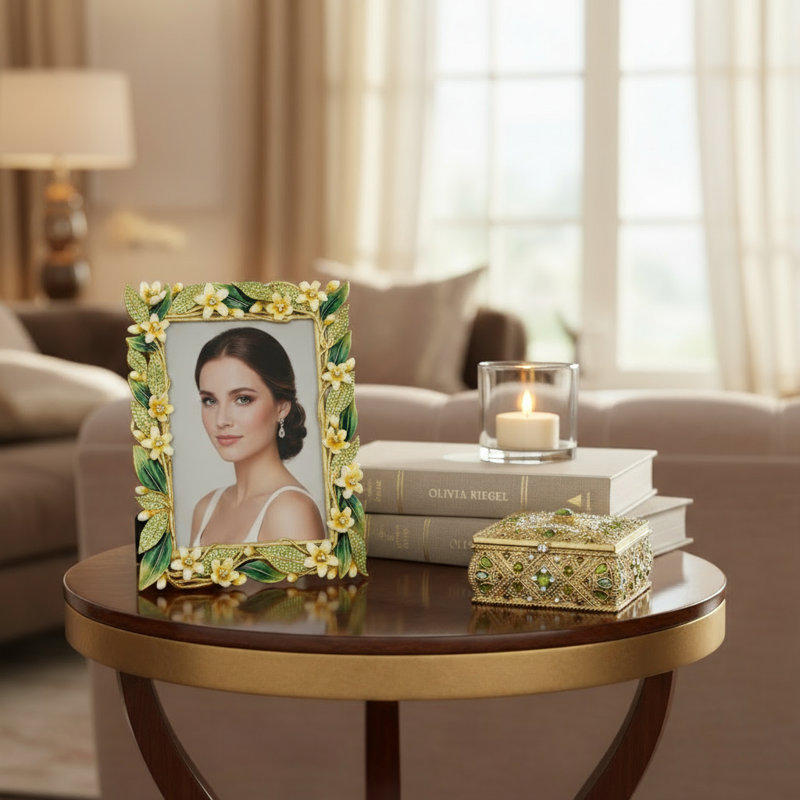 Hannah Metal Picture Frame, 4" W x 6" H