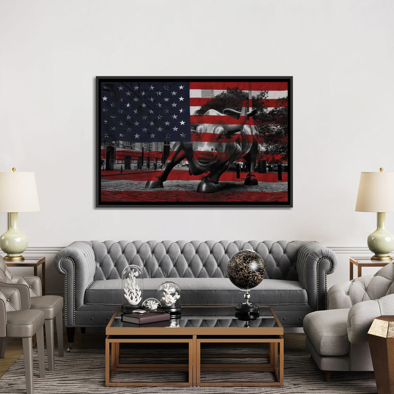 «Flags New York Street Charging Bull», impression sur toile, H 40 po x l 60 po x P 1,5 po, Toile avec cadre noir