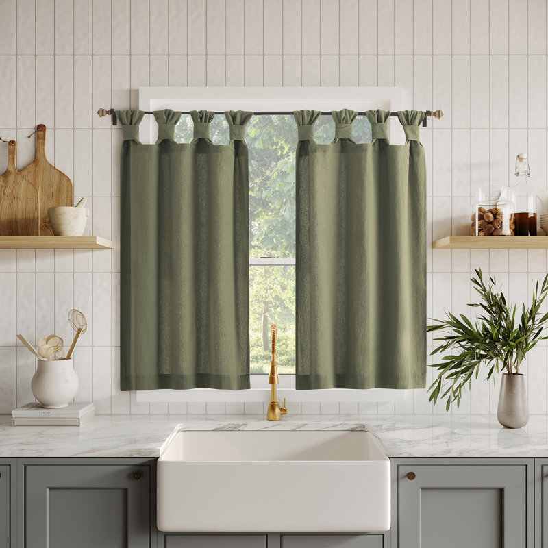 Paire de rideaux de cuisine semi-transparents en coton délavé avec pattes Archaeo Sarro, L 52 po x L 36 po, Vert mousse