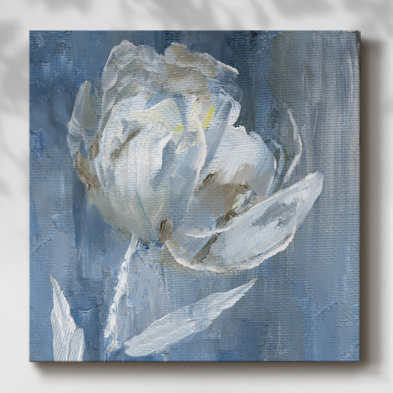 «White on Blue I» sur toile, H 40 po x l 40 po x P 1,5 po