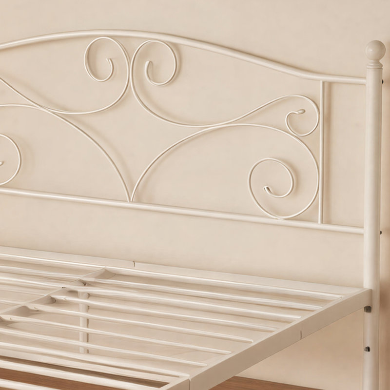Queen-Size Metal Bed Frame With Creative Floral Design, Complete Headboard And Footboard, Sturdy And Durable Structure.