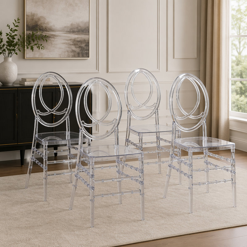 Ensemble de 4 chaises de salle à manger élégantes en plastique, parfaites pour les mariages et pour un usage quotidien, durables et faciles à assembler.