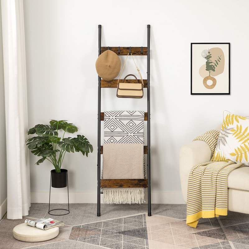5.2 ft Blanket Ladder