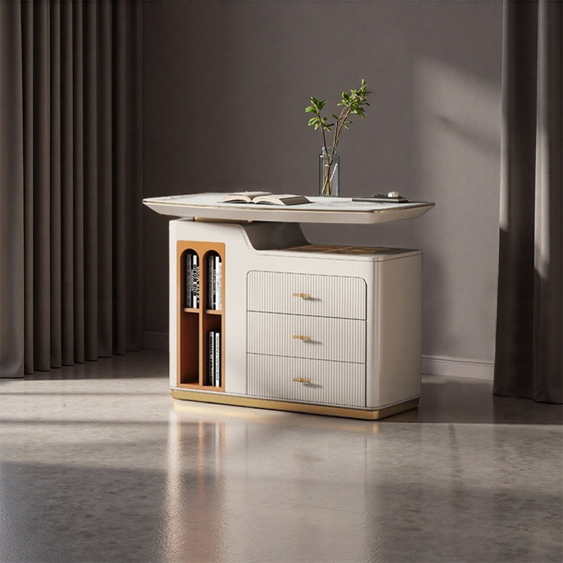 Petit bureau luxueux de style européen