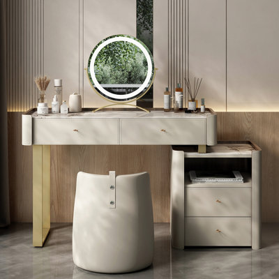 Silia
