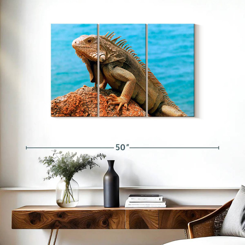 Brampt Iguana By The Sea, 24" H x 38" W