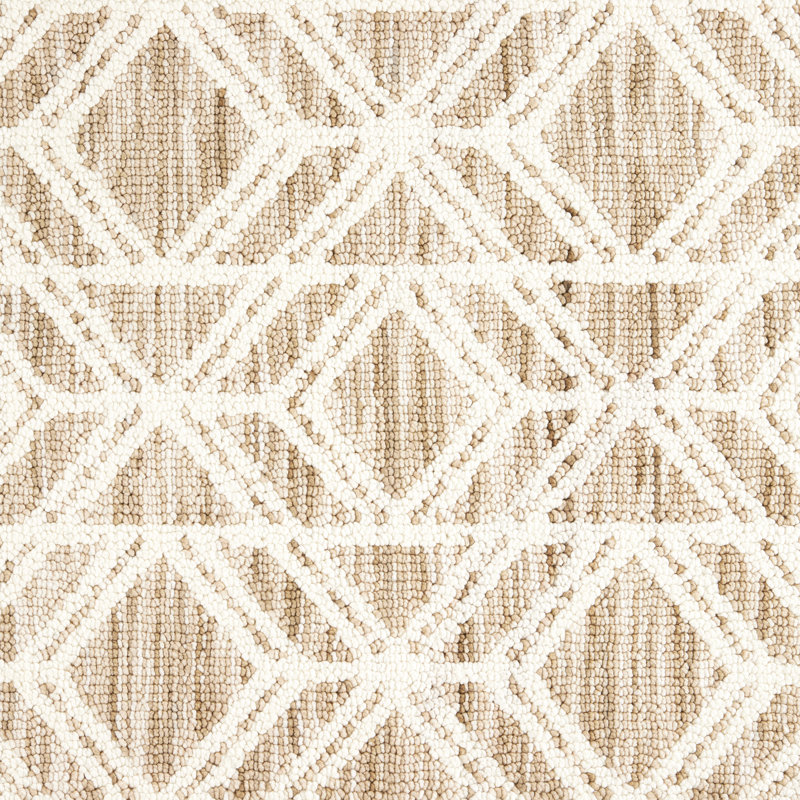 Beige and White Tufted Synthetic Rectangular Rug, 24" x 40"