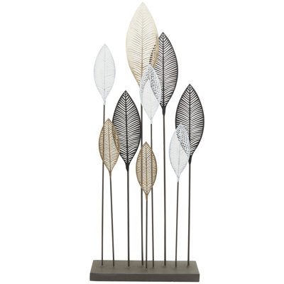 Sculpture moderne à feuilles