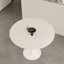 Table de salle à manger blanche de style Mid-Century rond de 31,5 po avec plateau et base piédestal, pouvant accueillir 2 à 4 personnes confortablement dans un style bureau
