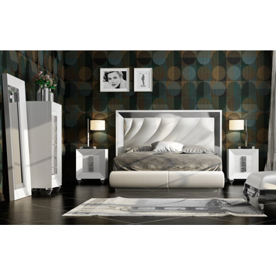 Annalya Piece Bedroom Set