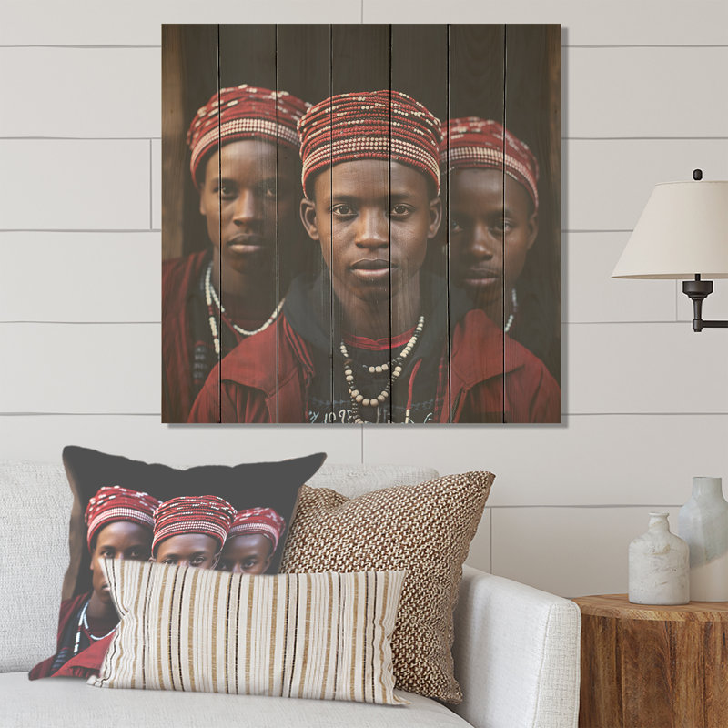 African Warrior Tribal Essence I - Tribal africain sur bois, H 15 po x l 15 po