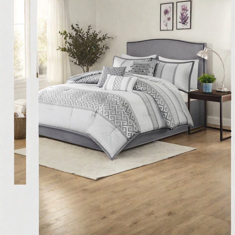Elegant Grey Bedding Sets Poly Jacquard Design For Home