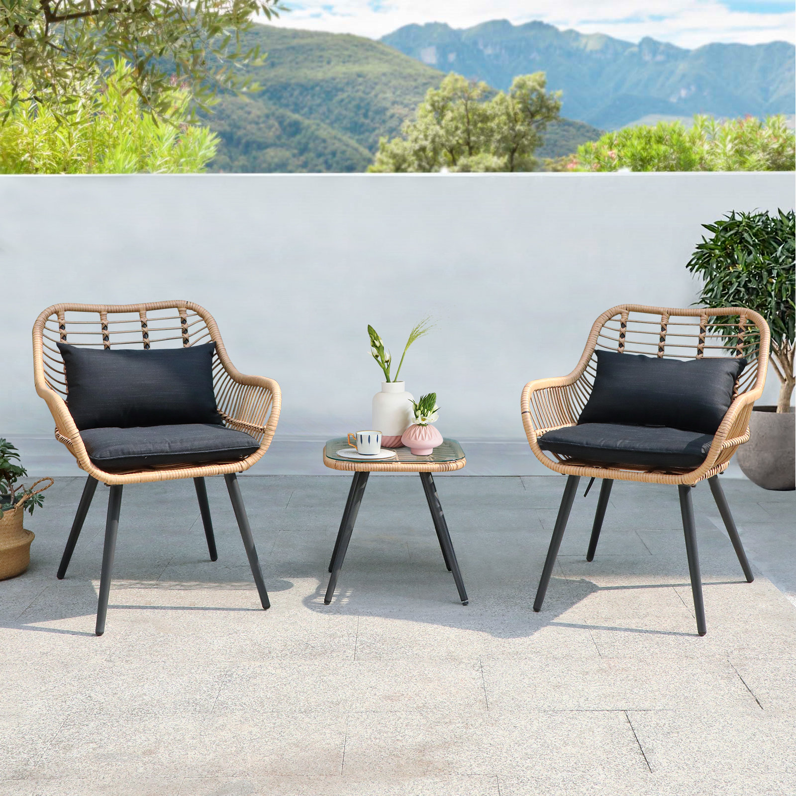 51 Outdoor Patio Furniture Selections for Stylish Sunny Spaces